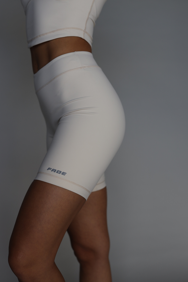 THE FORM BIKE SHORTS - CREAM